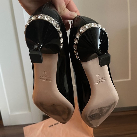 Miu Miu Black Patent Leather Pointed Toe Kitten Heel Pumps + CRYSTAL - Picture 4 of 7
